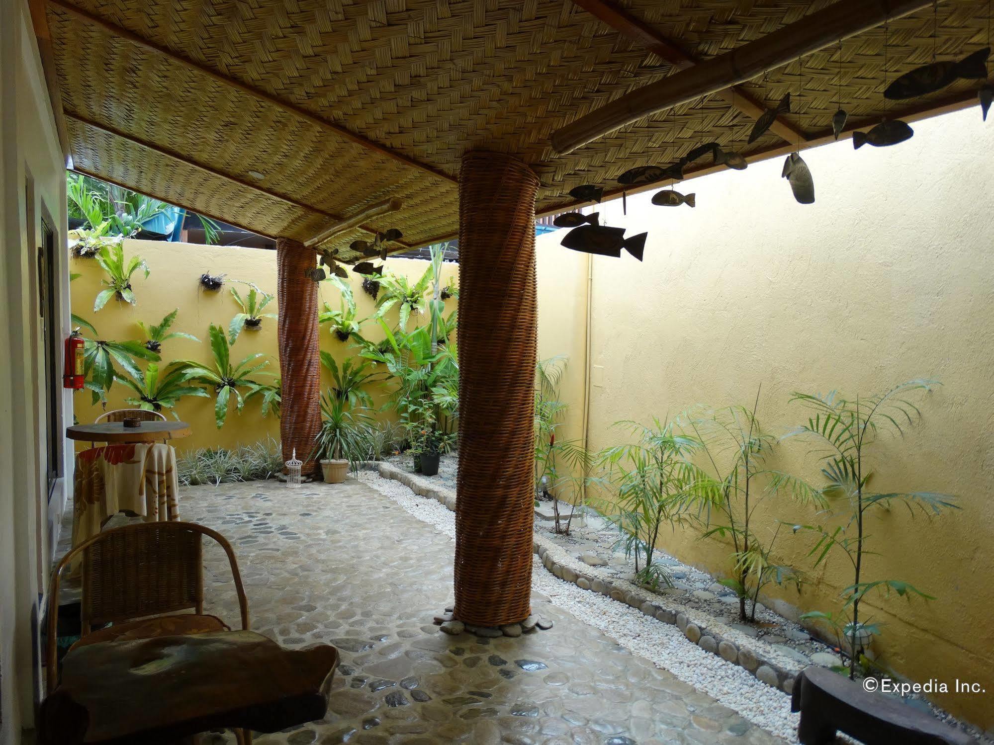 Floral Villarosa Puerto Princesa Екстер'єр фото
